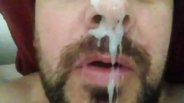 Visoka definicija :  Plavokosa bludnica siše mu dugi komad kuraca Hot porn 