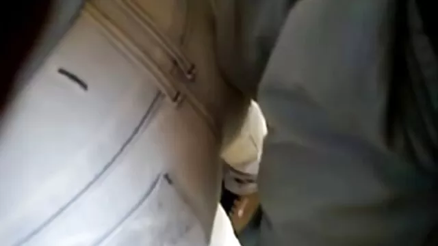 Visoka definicija :  Polusestra čini svog polubrata super napaljenim Hot porn 