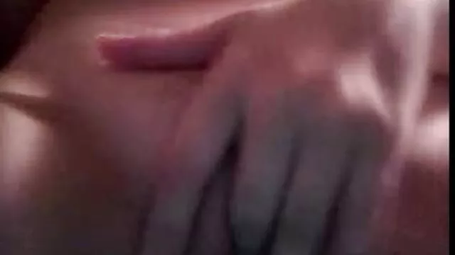 Visoka definicija :  Sitna plavuša je brutalno jebana od strane njenog partnera Hot porn 
