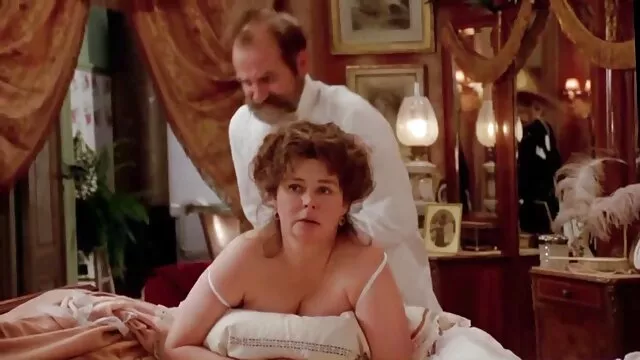 Visoka definicija :  Žena plaća pičkom za odličan vikend sa bogatim muškarcem Hot porn 