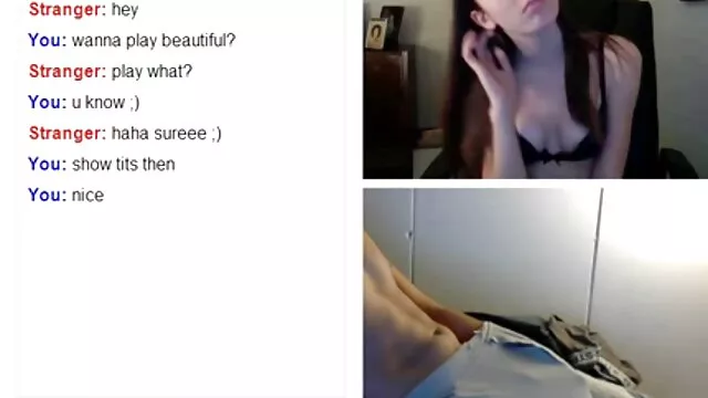 Visoka definicija :  Libidinozna beba ne traži od muškarca da se skine i samo počinje da jebe Hot porn 