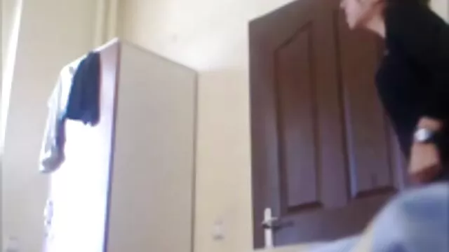 Visoka definicija :  Fitnu plavušu pustoši njen mišićavi trener Hot porn 