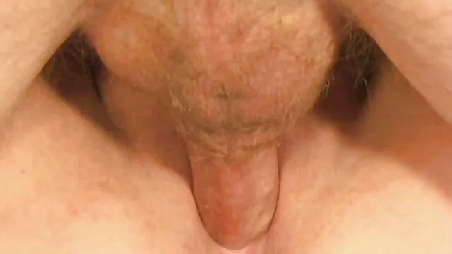 Visoka definicija :  Seksi ljubav voli velike crne kurčeve i siše jedan pored bazena Hot porn 
