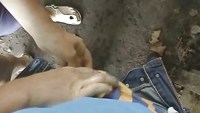 Visoka definicija :  Lijepa riba pomaže brutalnom očuhu da zaboravi na usamljenost Hot porn 