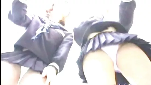 Visoka definicija :  Štrebersku malu studenticu Alex Chance nabija njen debeljuškasti učitelj Hot porn 