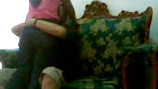 Visoka definicija :  Plavokosa sekretarica ima vrlo zahtjevnog šefa i on voli da je zaokuplja Hot porn 
