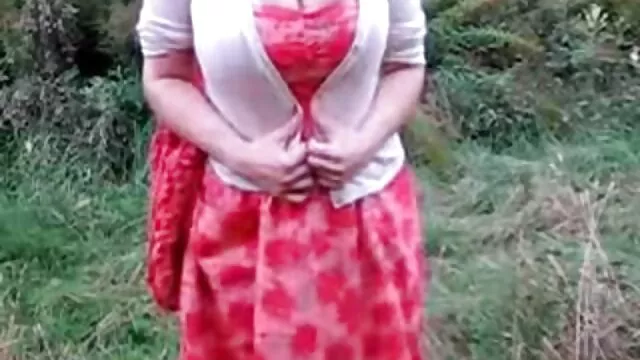 Visoka definicija :  Sisanje velikog kurca čini Darcia Lee mokra za hardcore seks Hot porn 