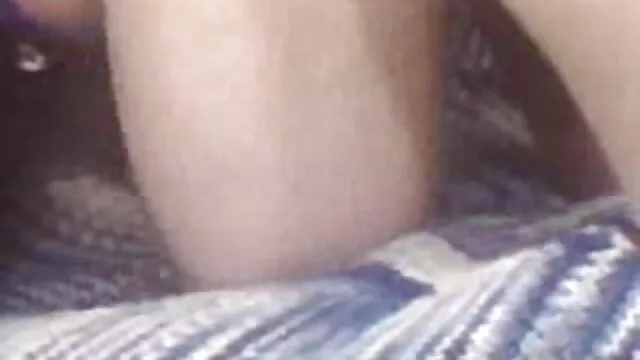 Visoka definicija :  Par mladih beba demonstrira svoje najbolje oralne vještine Hot porn 